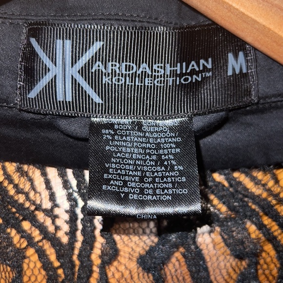 Kardashian blazer - Picture 3 of 3